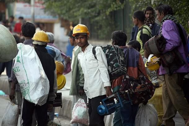 Labor Codes की नई दिशा — मजदूर मजबूत होंगे या हक कमजोर? 29 कानूनों से 4 कोड तक की पूरी कहानी I 7 6215338644420103204