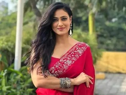 500 रुपये से करोड़ों तक, Shweta Tiwari की असली कमाई की कहानी। 2 Shweta Tiwari