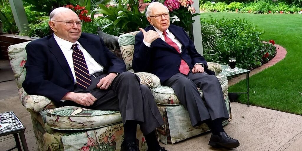 Charlie Munger Part-1: Warren Buffett के पीछे छुपा Architect। 4 Charlie