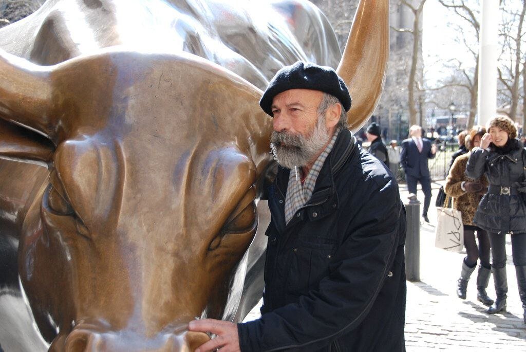Bull and Bear: Share Bazaar की सबसे पुरानी चाल किसने बनाई? 2026 7 Bull and Bear